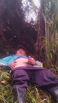 Hot Masturbate at the Bottom of My Garden