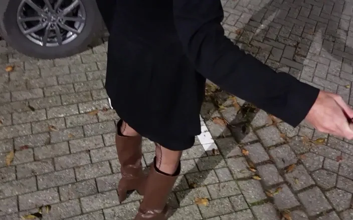 Loreley add: Caught in the Electric Penis Cage and Piss Me on...