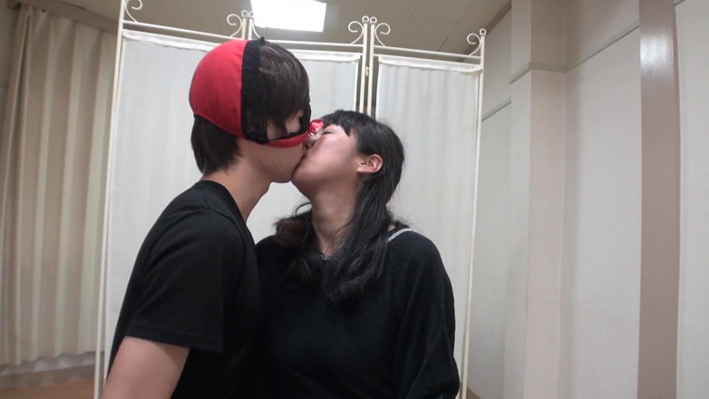 Japan Lust: นมใหญ่ MILF ญี่ปุ่น โดนแกล้งหีขนดกก่อนแตกคาหี