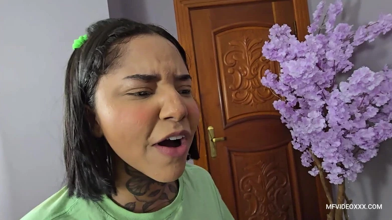 MF Desires: Bermain Pony dengan seorang kerdil