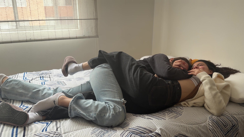 scarlettandc: We wrijven tegen elkaar aan