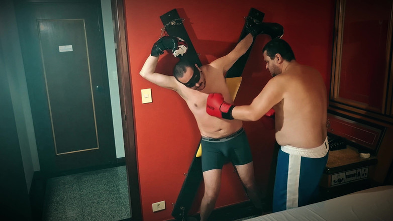 Combat and fetish: Доминирование X: бокс медведя против Джоббера
