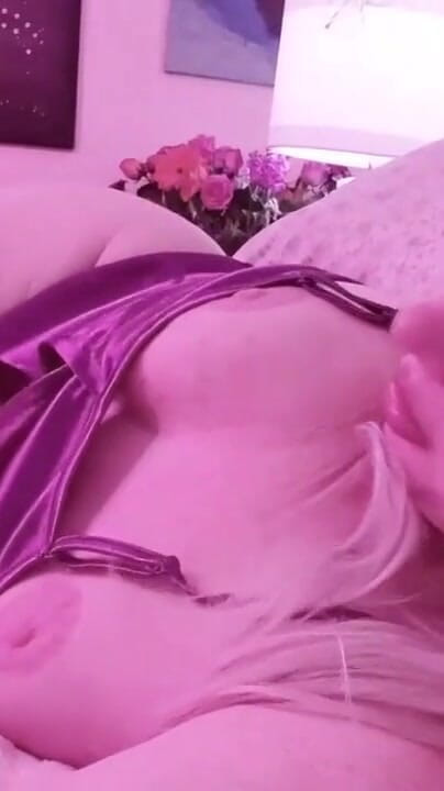 Club Tease (PaintedRose) Club Tease (PaintedRose)