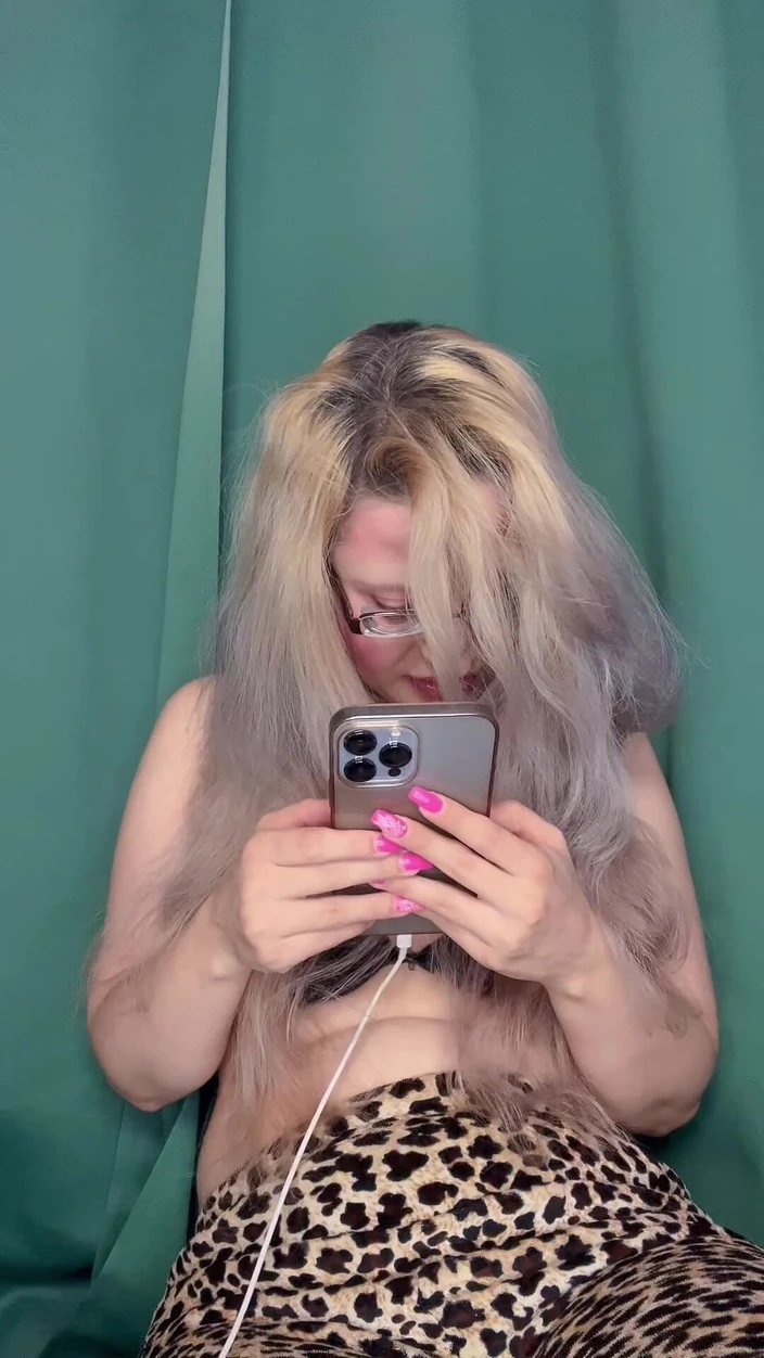 FinDom Goaldigger: Love Addiction Webcam Session Part 3