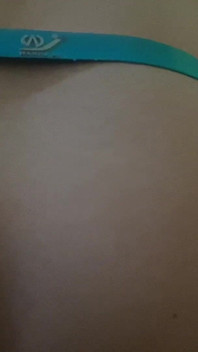 Eu me masturbo sozinho no hotel