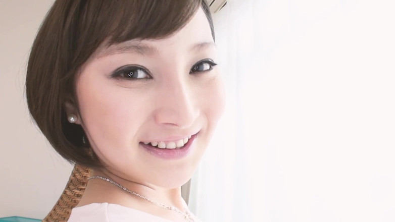JAPAN IN LOVE: 거유 미녀 아시아 장면 3: 면도한 보지에서 인정사정 많은 섹스를 좋아하는 작은 가슴을 가진 우아하고 날씬한 일본 여성