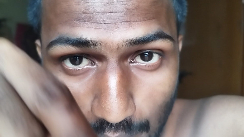 KUMBHA MANOJ KUMAR: Nyní Xhard Zpět na ne top film v Xhamsteru