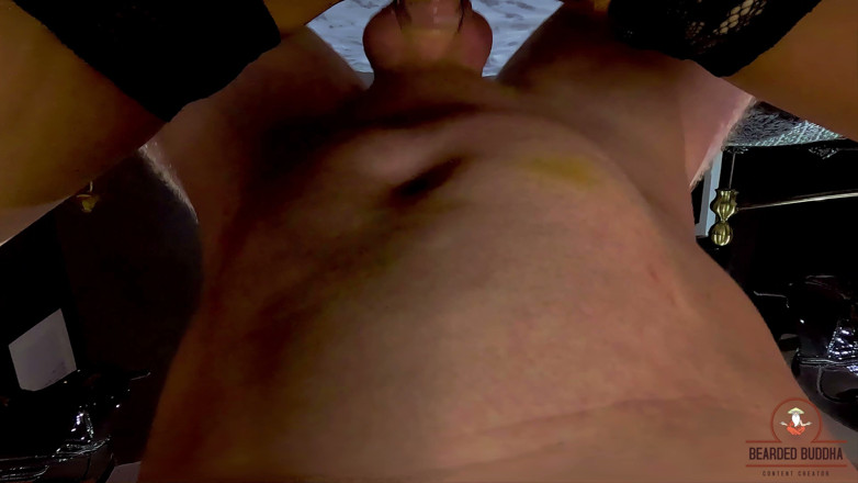 Bearded Buddha: Un salivoso pompino pov &amp; scopata con la miLF rossa Elle...