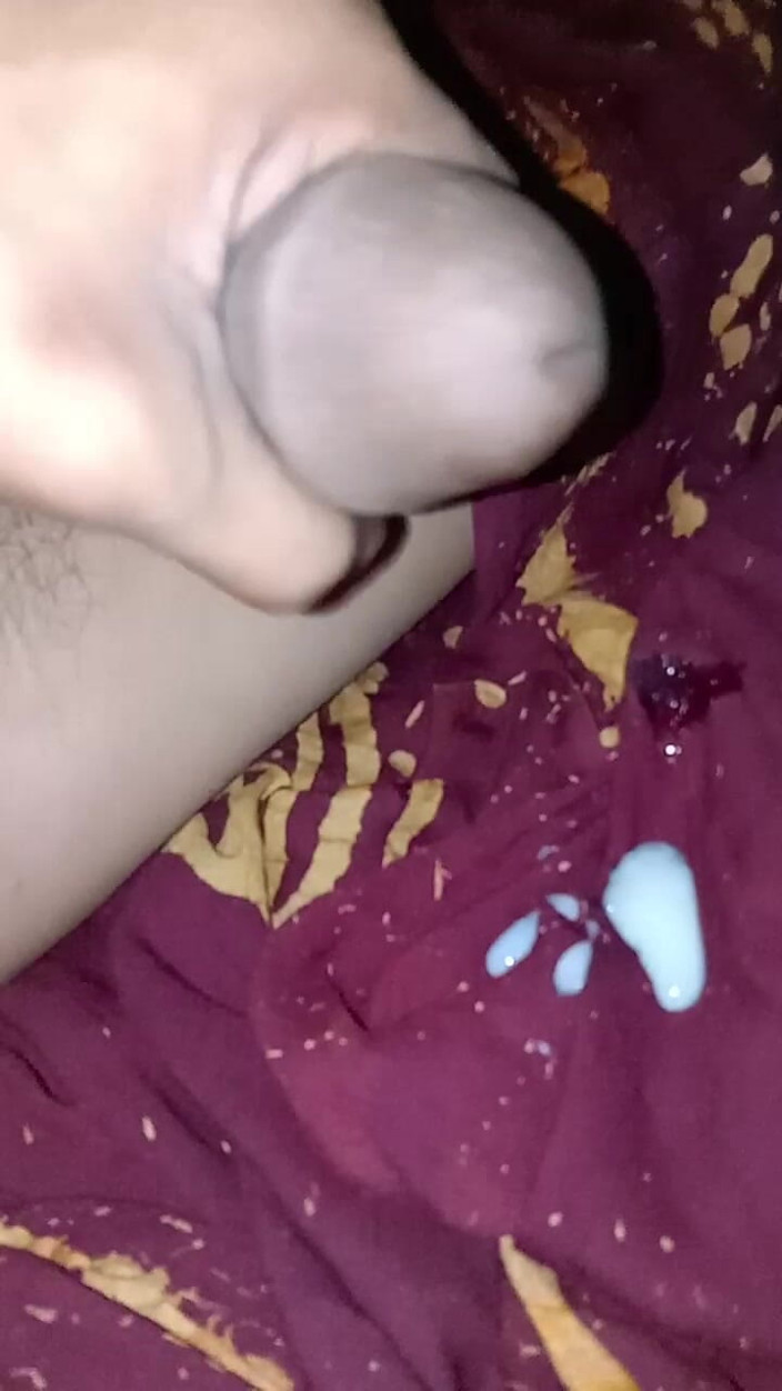 meetmesn: Desi Guy Big Cock