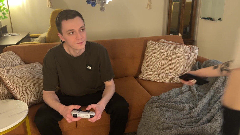 Jay Bond: Dressing as Tifa Lockhart so My Step-sister's Boyfriend Fucks Me