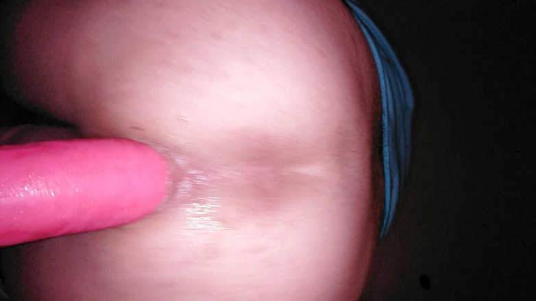 Robert Maximum: ピンクのディック