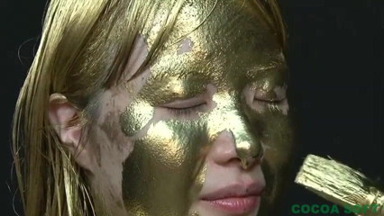 Cocoa Soft: Metallic body painting 003