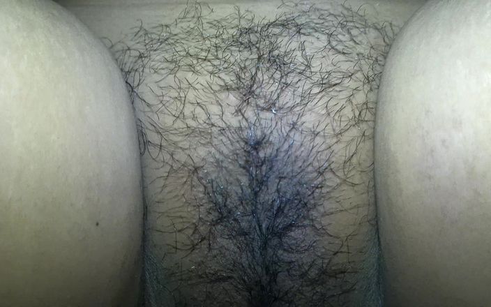 Dhaka studio: Inserté mi pene en el gran culo de mi madrastra...