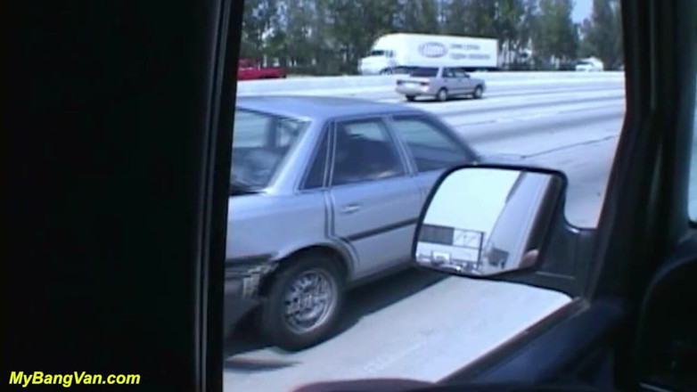 My Bang Van: Prsatá asijská MILF drsná bangvan dp ošukaná