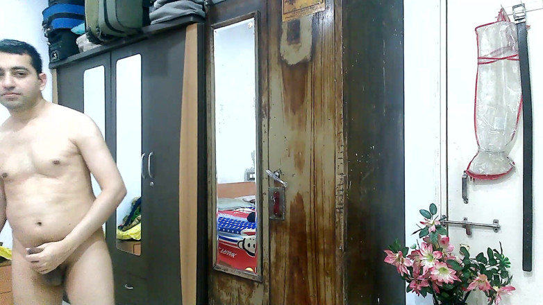 Cute & Nude Crossdresser: Сексуальный сисси кроссдрессер фембой Sweet Lollipop в фартуке с лифчиком и юбкой.