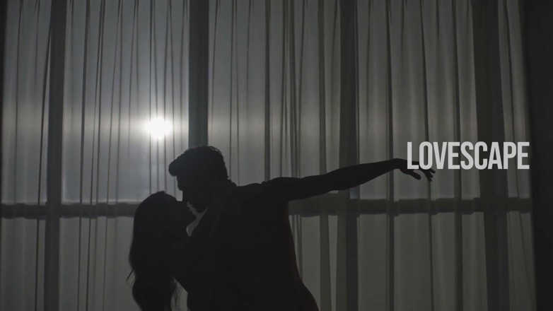 Lovescape: Cuplu senzual dragoste intimă în dormitor (ai)
