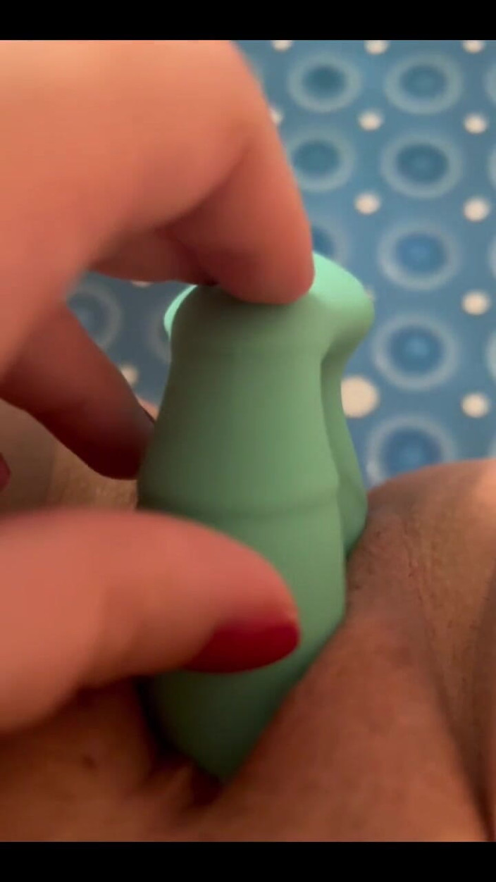 Dirtysecret: Saya Suka Dildo Diri Ini