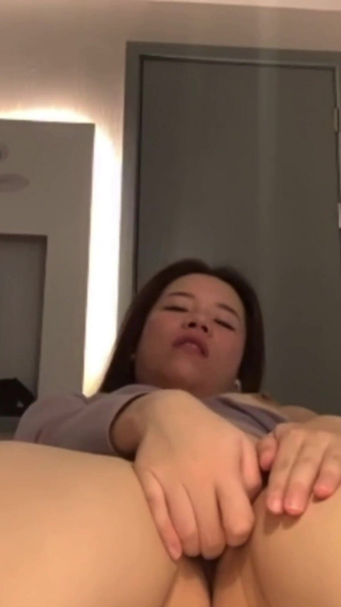 Cris Santana: Lulu Wild - моя азіатська китайська дружина така самотня і оцінить твій дзвінок