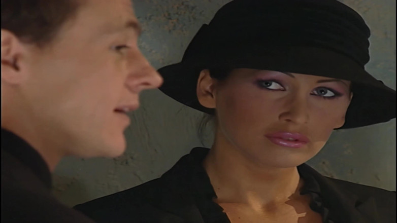 Antonio Adamo Film: Żałosna milf bierze objawienie analne