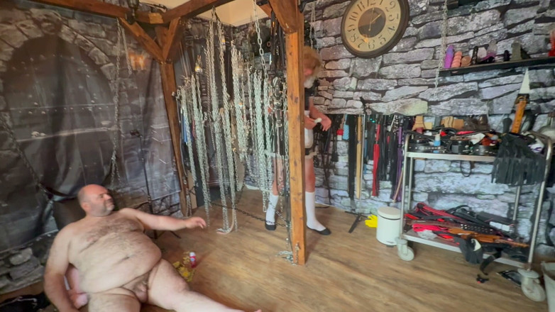 Aaexperinces trans: Part 2:- Maid Jaynes Treat with Lanista Bear for Being a...