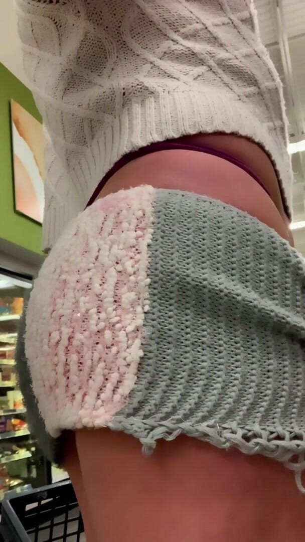 CindieLove: Rem i het sissy TS -halsduk för exhibitionist