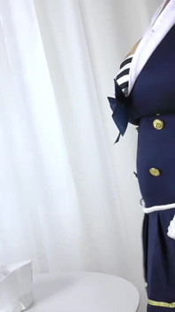 Masturberen en borsten melken door Katerina Hartlova in uniform