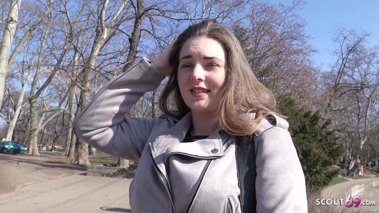 German Scout: German scout - lucie si gadis toket semok 18 tahun dijemput dan...