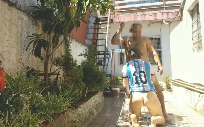 Active Couple Arg: アルゼンチンのアナルセックスフェラチオは裸を祝う - 彼らは通りから彼女を見る - ワールドカップカタール202