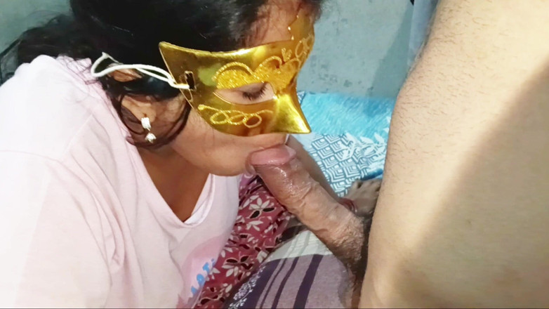 Sexy_girl_nehu: Indická baculatá Bhabhi sála ptáka a dostala její kundičku naplněnou...