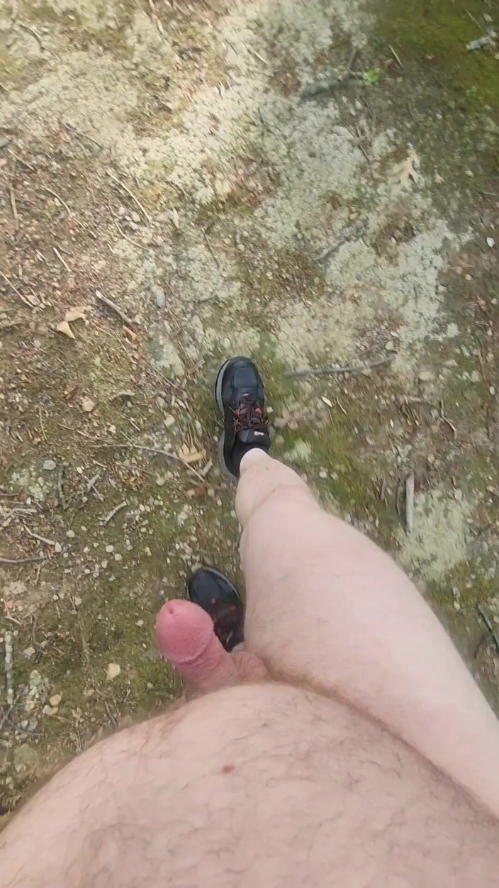 Djk31314: 徒步旅行时几乎被抓了多次