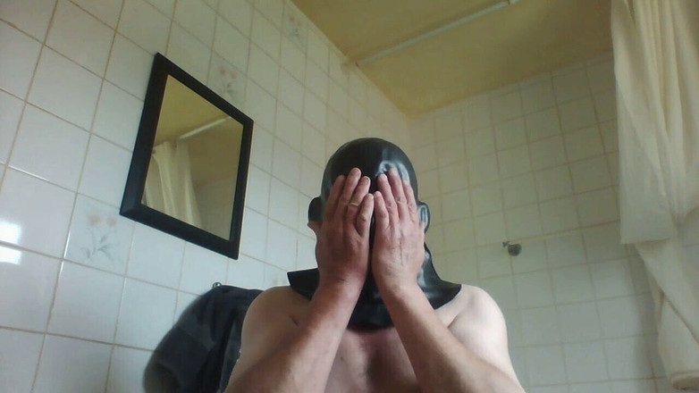 Jameschris1234: 尝试面具和面具