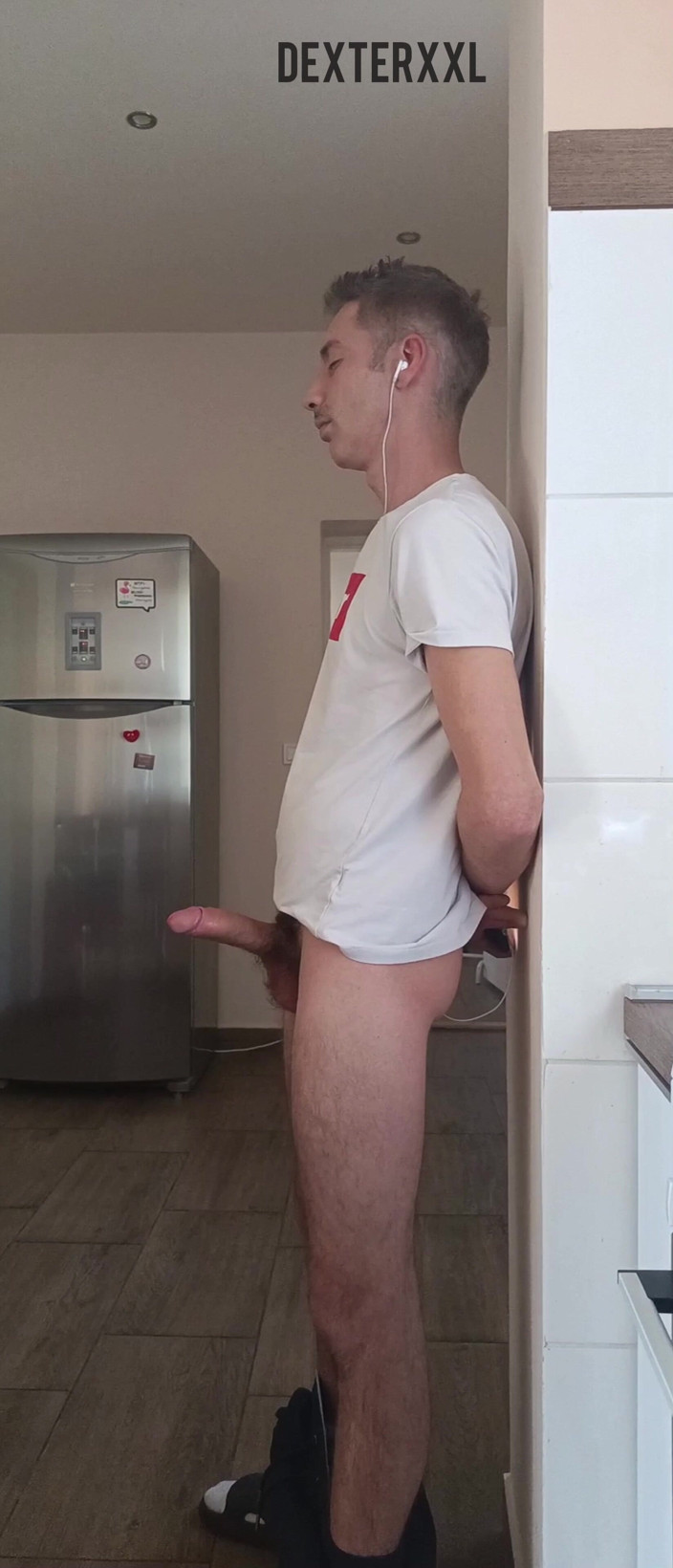 Dexterxxlfun: Thomas seksowny chudy facet wciągnąć Wolne obciąganie spust jeść z...