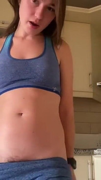 Linda chica peluda quiere usarte como ella quiere