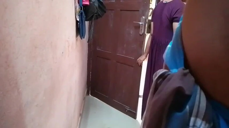 LEGSCOUPLE12: Malayali Husband Tries to Cover up Sex