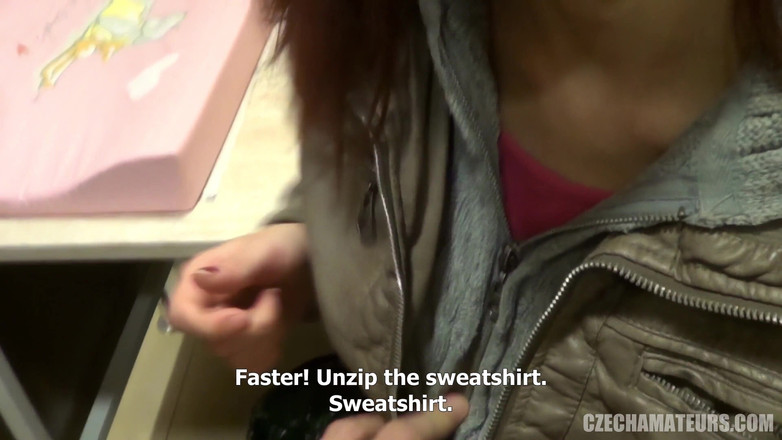 CzechAmateurs: Amateur checo 75 milf pervertida cazando