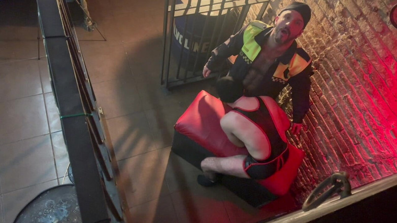 Kike gil: 감옥에서