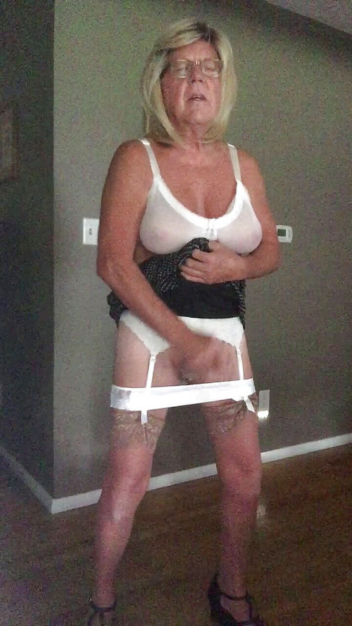 Jayne Anne 46240: 撫でるジェイン・アン