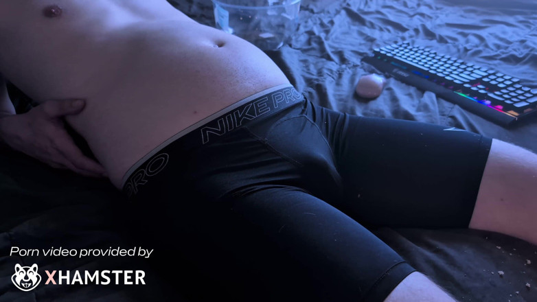 ElementX1018: Stomach Training Session: Birthday Cake 1
