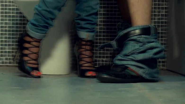 DEUTSCHLAND PORNO TV - our best full movie: Kamera di toilet umum