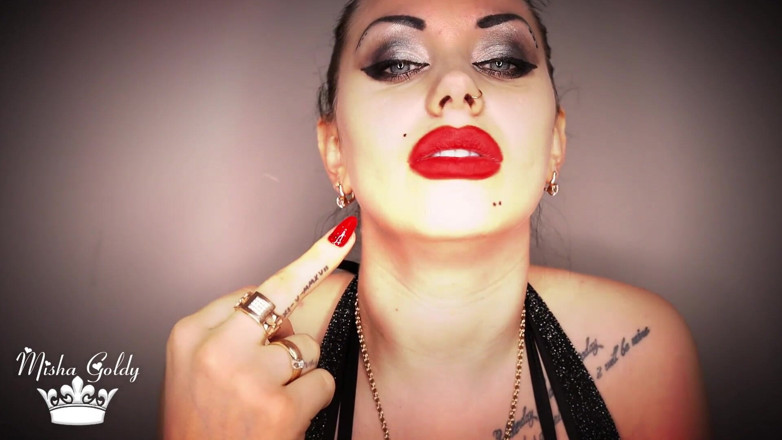 Goddess Misha Goldy: Wank do mojego środkowego palca głupi jerkaholic!