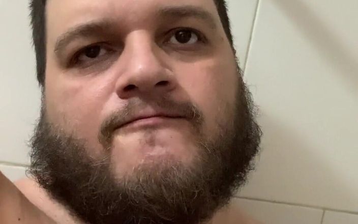 Ksanchez1203: Kom och få min mjölk, jag tar ett bad prenumerera