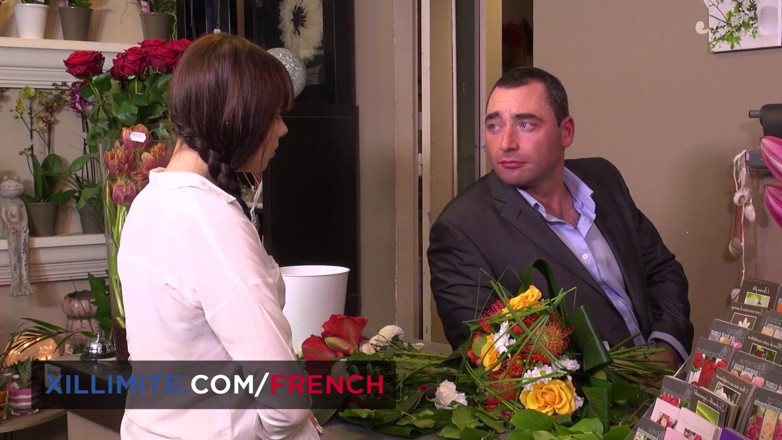 French girls at work: Dreier und analsex mit 2 französischen teenagern