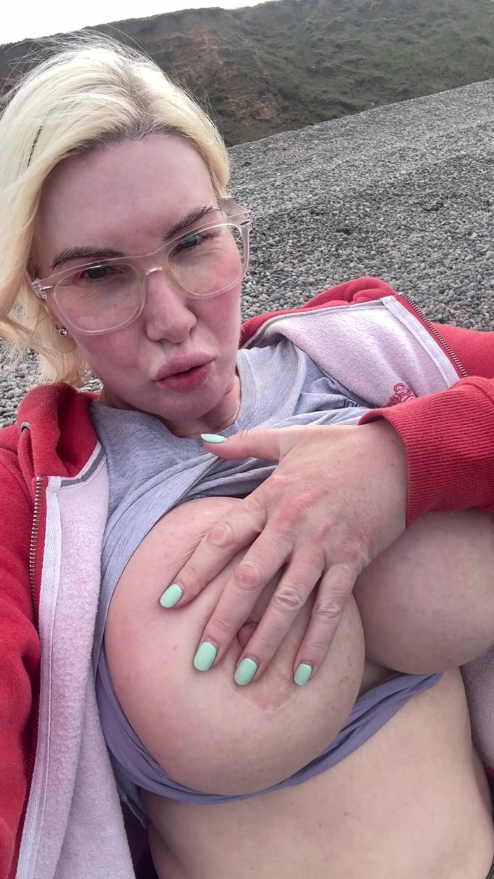 Sophie James: 34jjビーチハイキングのミス なぜ途中で外さなければならなかったのか
