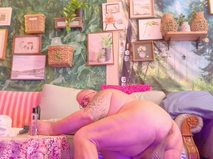 Hand-Free-Daddy-Chub: 29 Minit Zakar Besar Pancutan Mani Tangan Percuma