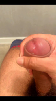 Gooning on the Toilet