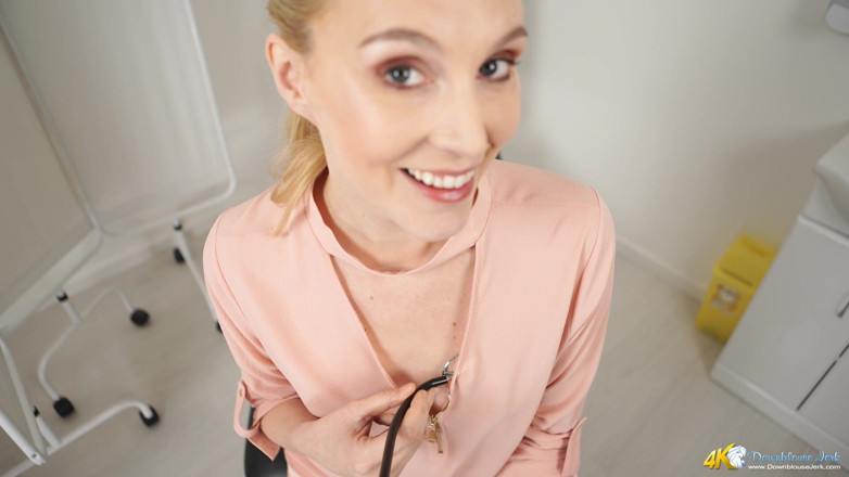 DownblouseJerk: Ariel Anderssen - Cảm ơn bác sĩ - JOI