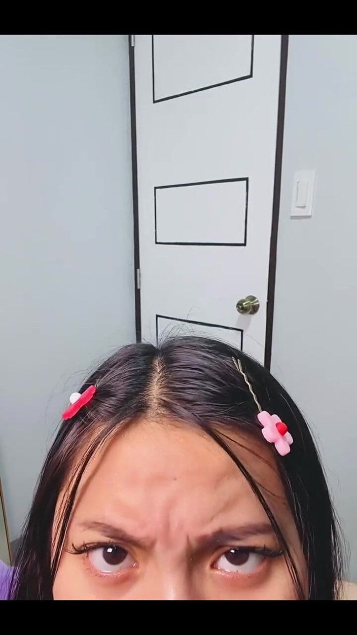 Cherrryblisss: 겸둥이 소녀