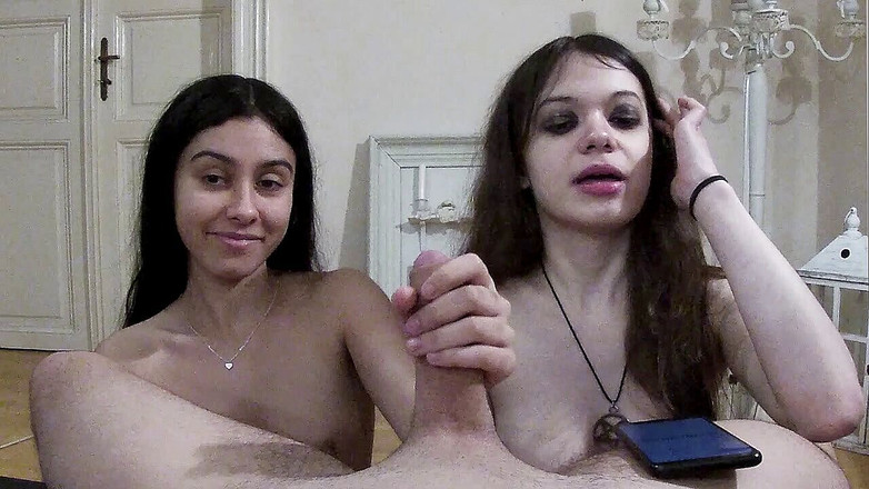 Dolls Cult: 핸잡 콘테스트! 여친과 배다른 여동생(두 번째 카메라)