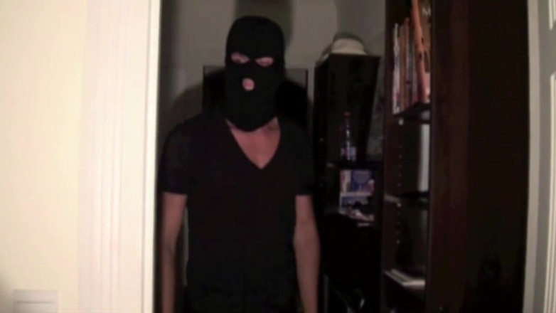 Crunch Boy: Straight used by a gangster in the night