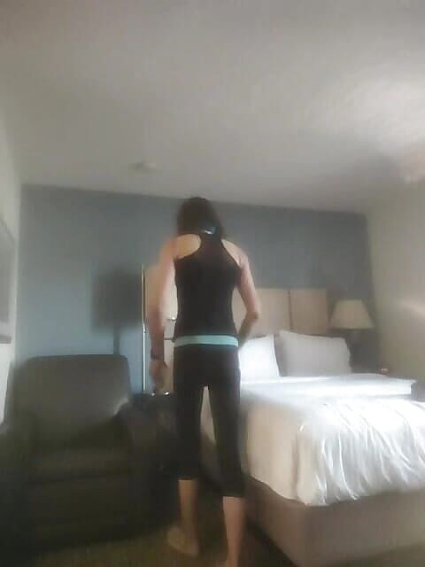 K8e Snow: Probează haine 2